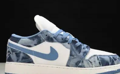 Hyperoad “Washed Air 1 Jordan Denim” Low 0622